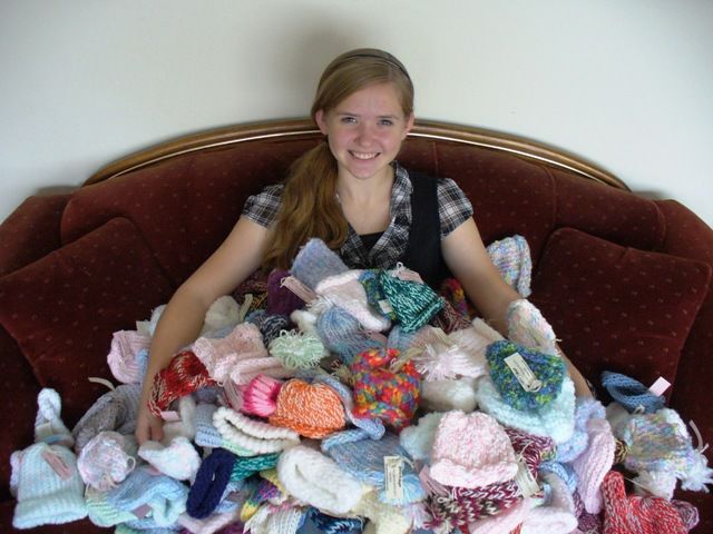 Teen’s project gives warmth to newborns