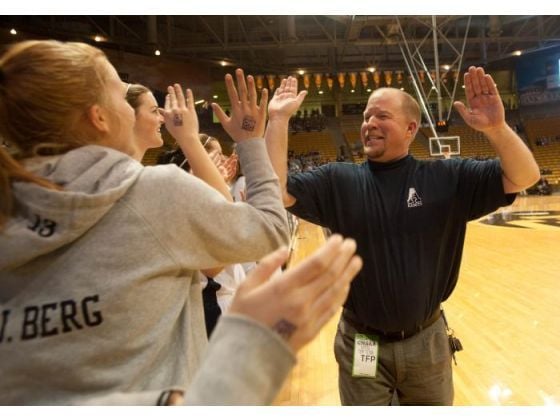 Air Academy girls roll into 4A basketball state final