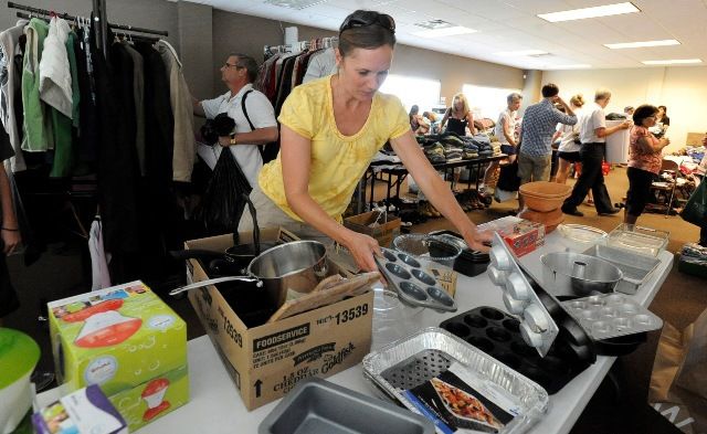 WALDO CANYON FIRE: Giveaway helps victims who ‘need everything’