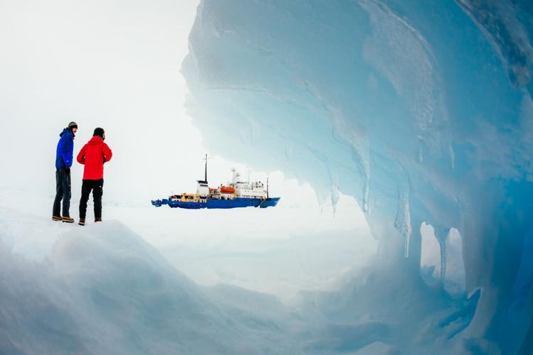 Photos: Passengers rescued off ship stuck in Antarctic ice