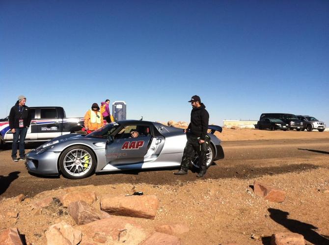Qatar sheikh reaches Pikes Peak summit in 11:37, says he’ll be back