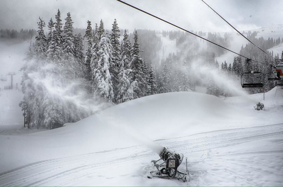 Military can ski for free on opening day at Copper Mountain
