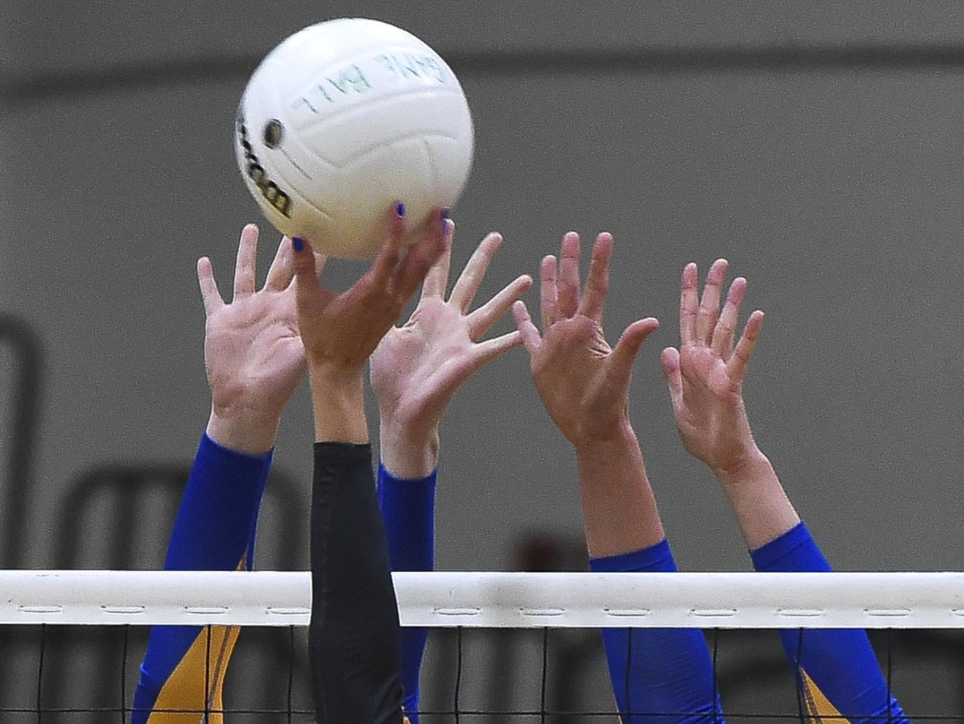 League volleyball rivals St. Mary’s, CSCS face off with more on the line