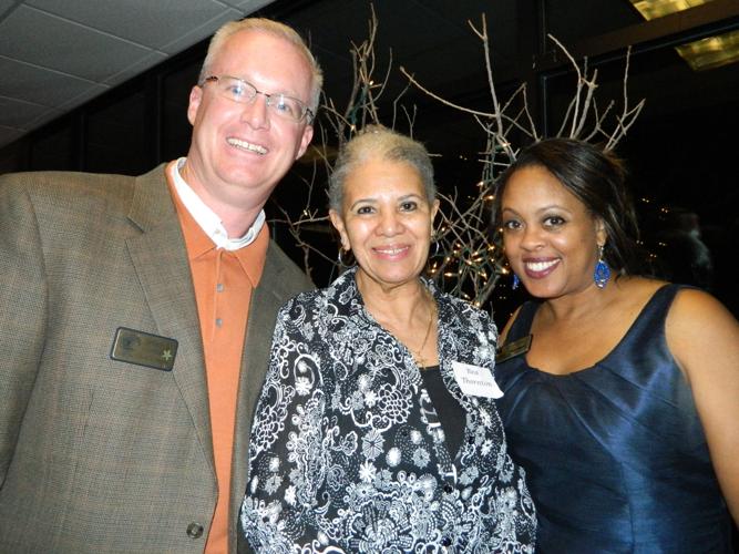 AROUND TOWN: Wines for the season benefit Teen Court