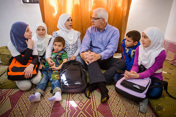 Evangelicals commit to refugee resettlement efforts