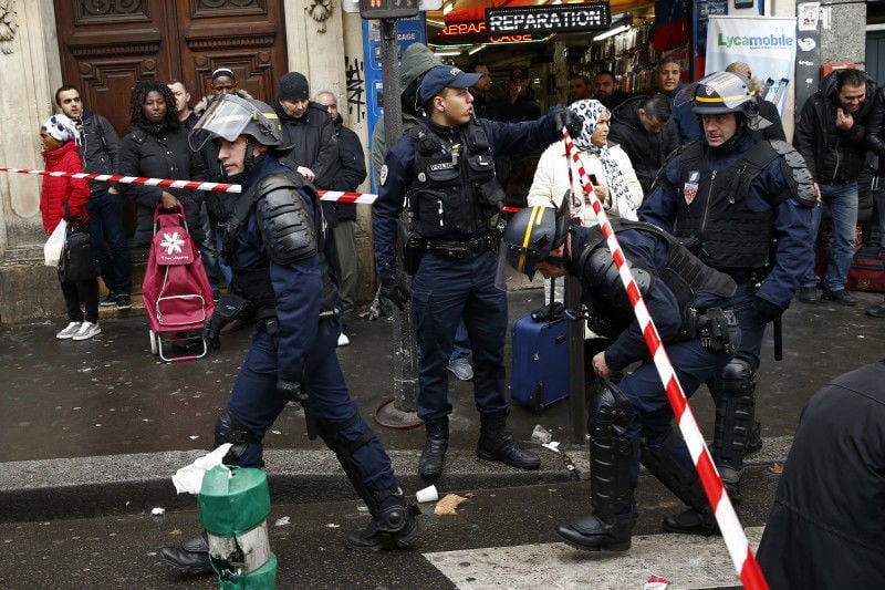Paris police kill man with knife on ‘Hebdo’ anniversary