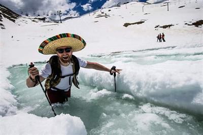 Aspen, A-Basin offering bonus ski weekends