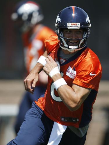 SEC says Broncos Mark Sanchez among athletes defrauded in scheme