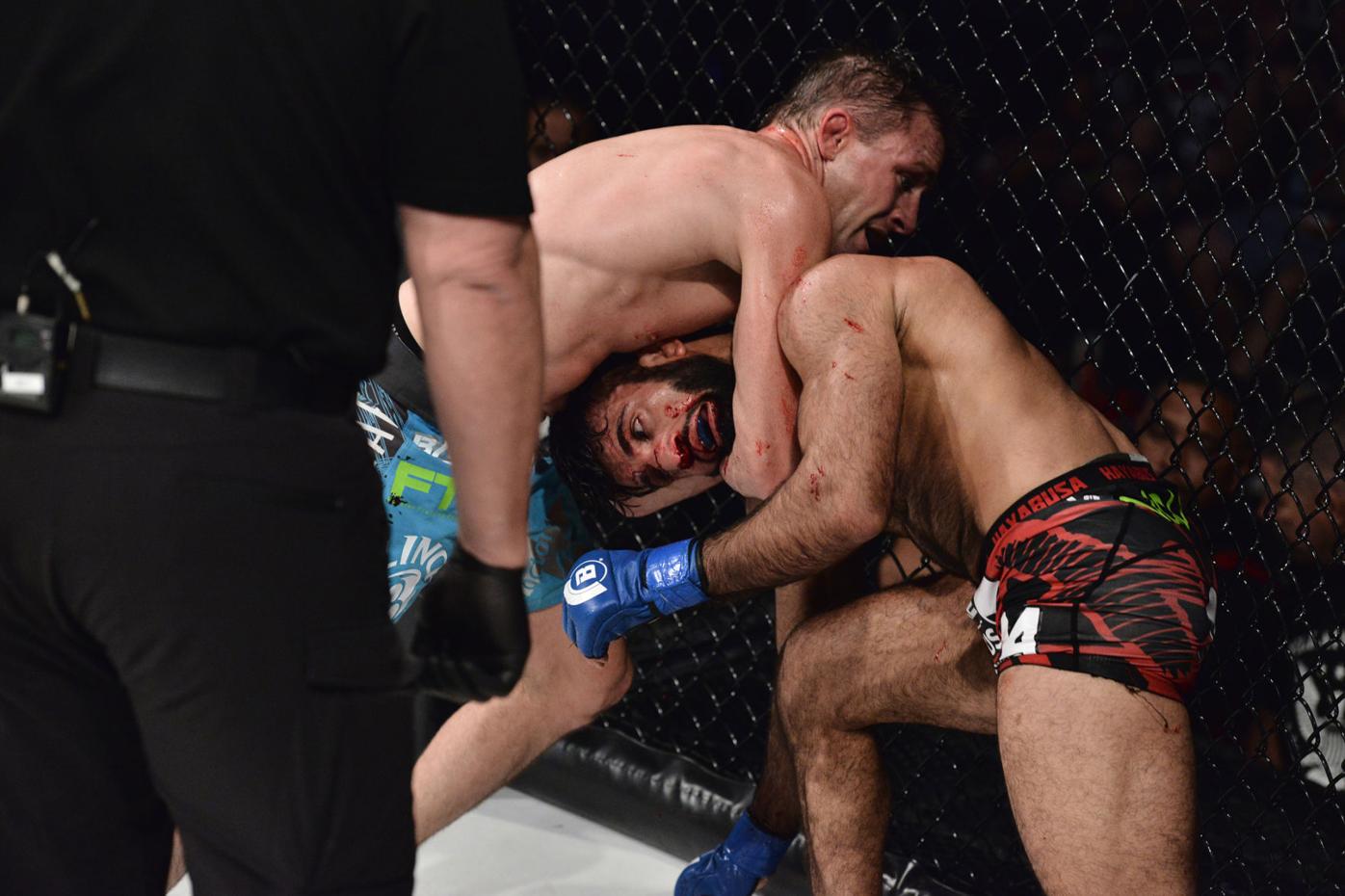 Fresh off Bellator win, Monument’s Joe Warren calls for title shot