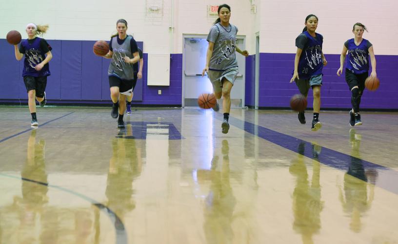 Mesa Ridge seeing basketball team effort in replacing Kylee Shook