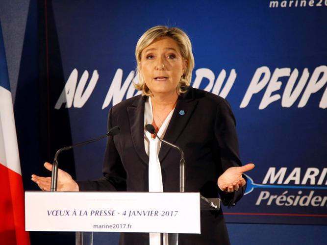 French presidential hopeful slams Pope Francis for welcoming migrants