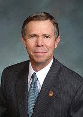 Asking too much of state’s unaffiliated voters