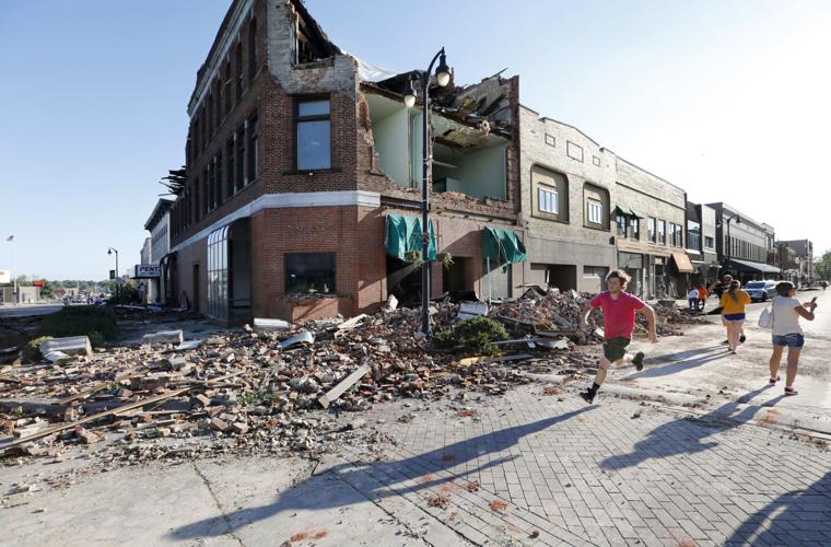 Tornadoes sweep through Iowa; major damage and some injuries