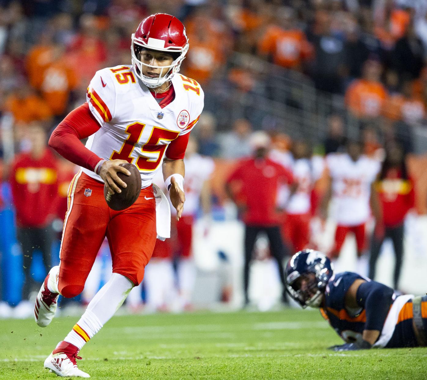 Woody Paige: Earlier plays and calls foretold Chiefs’ comeback against Broncos