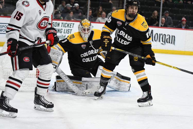 Top-ranked St. Cloud State shuts down Colorado College hockey’s postseason run in Frozen Faceoff semis