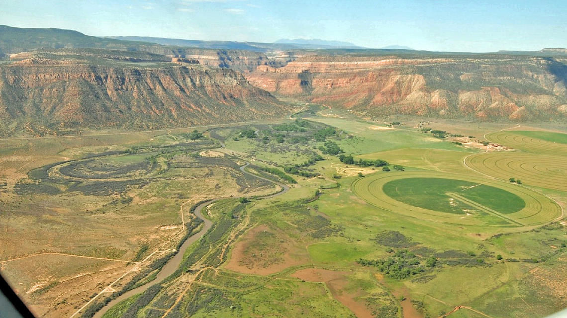 Judge lifts injunction on uranium mining in Colorado valley