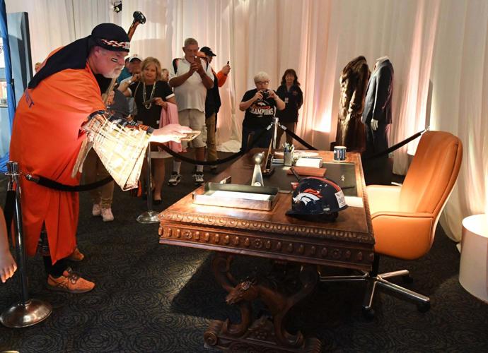 Woody Paige: Pat Bowlen honored for checking off a lot of important boxes with Denver Broncos