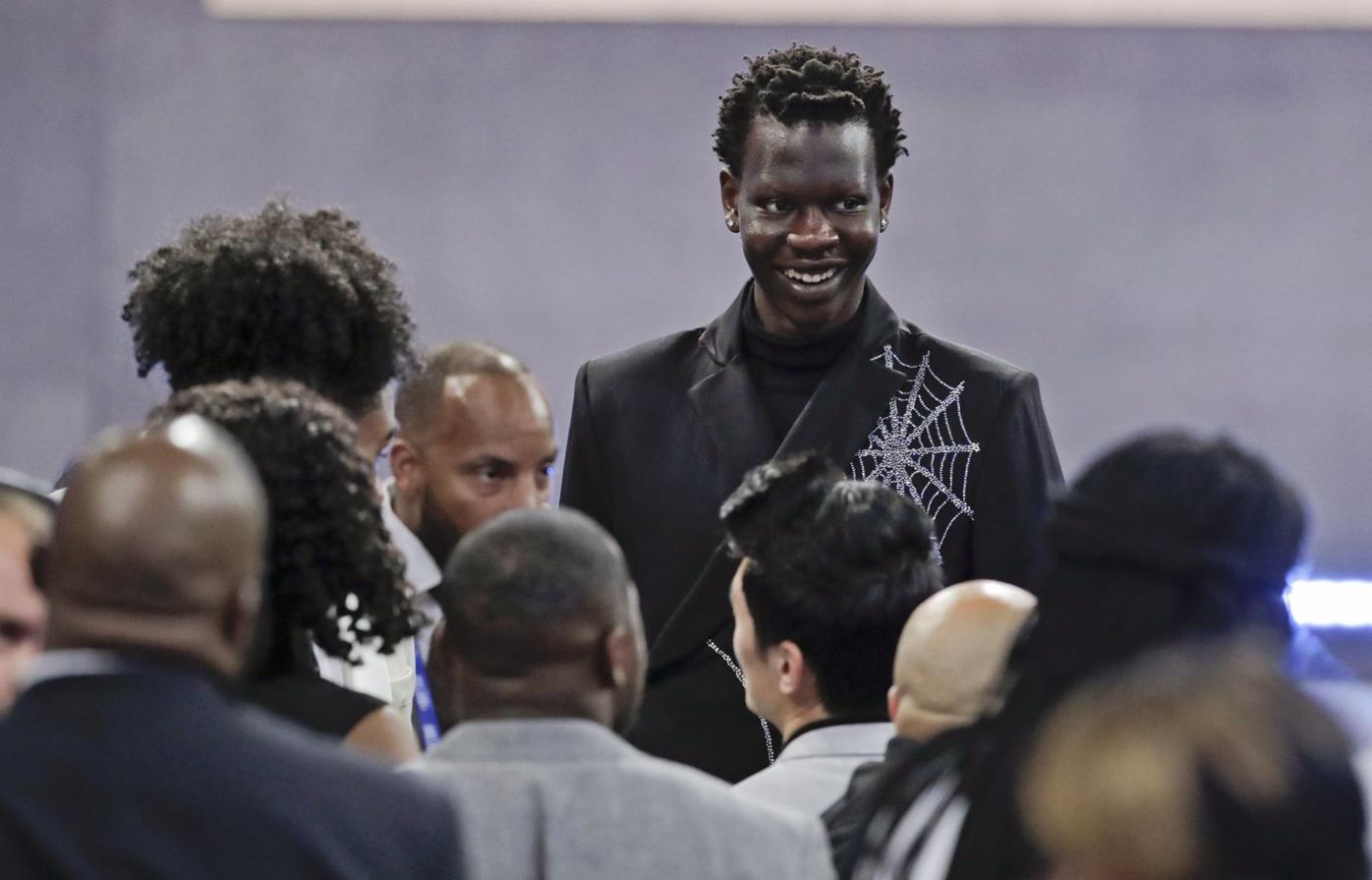 Bol Bol heading to the Nuggets after draft slide
