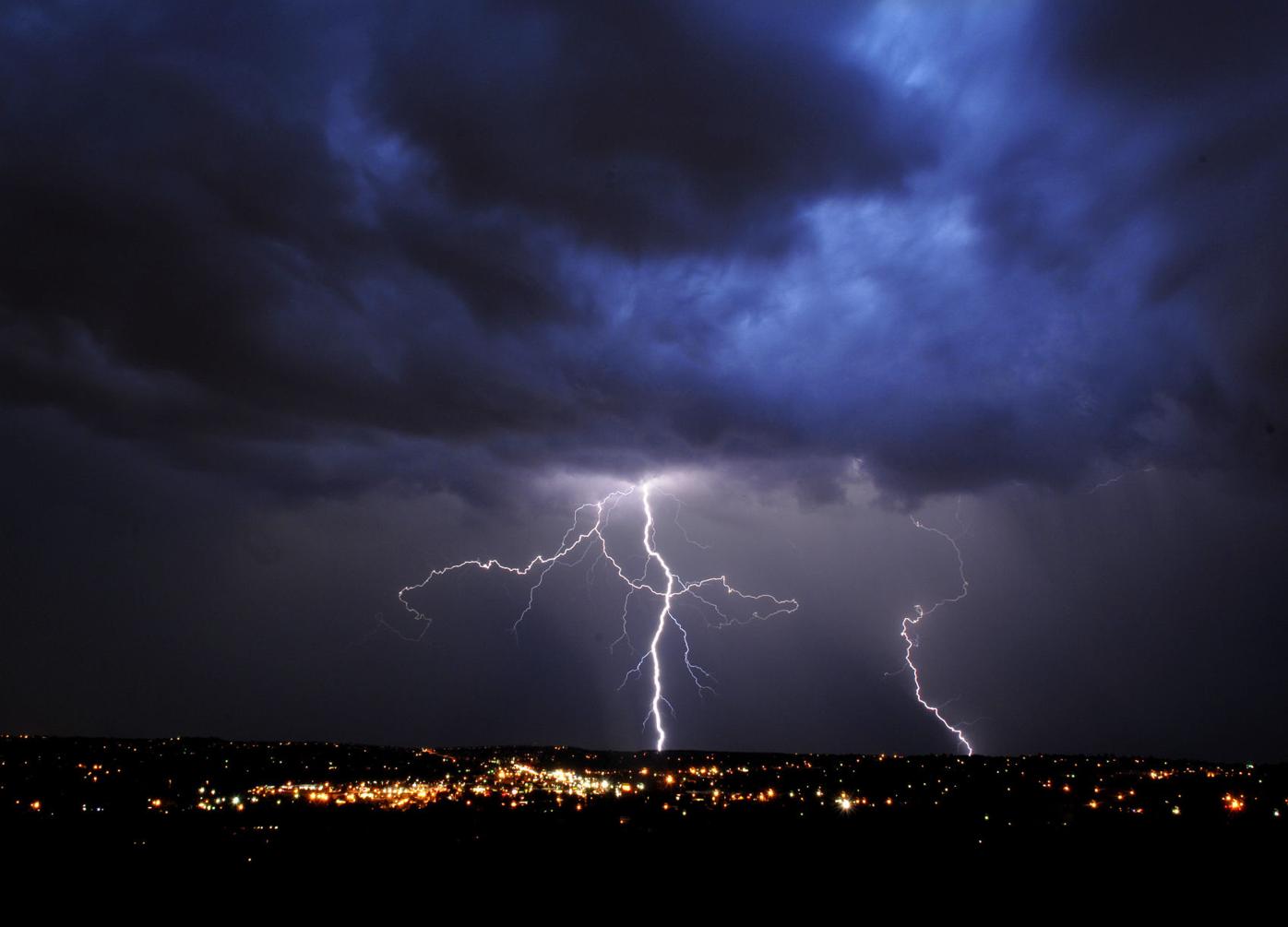 5 tips for surviving a lightning storm in Colorado