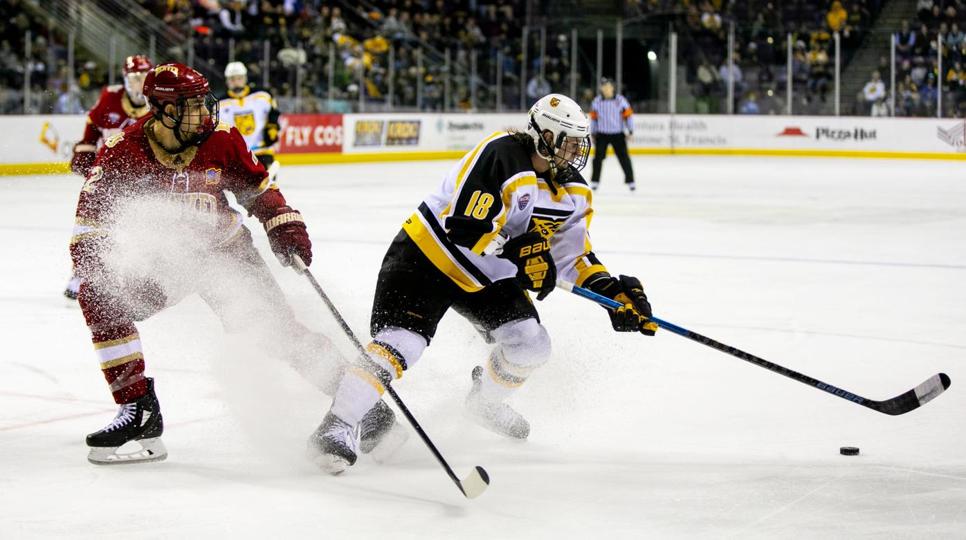 CC hockey kicks off daunting second half with New Year’s Day game against No. 14 Denver