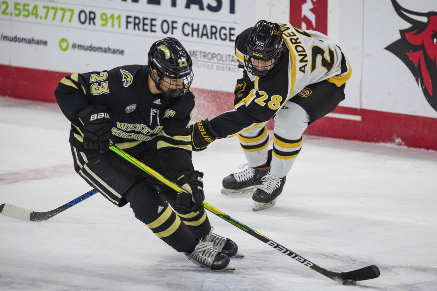 Newcomers make immediate impact for CC hockey in ‘pod’ debut
