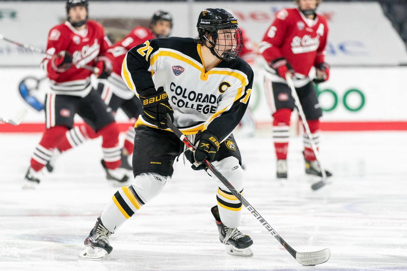 CC hockey sees 3-0 lead disappear, falls in overtime against No. 9 St. Cloud State