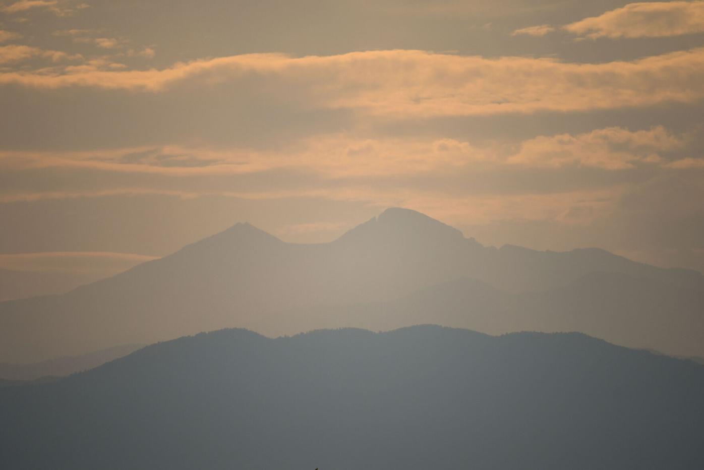 Haze from Western fires settles in Colorado