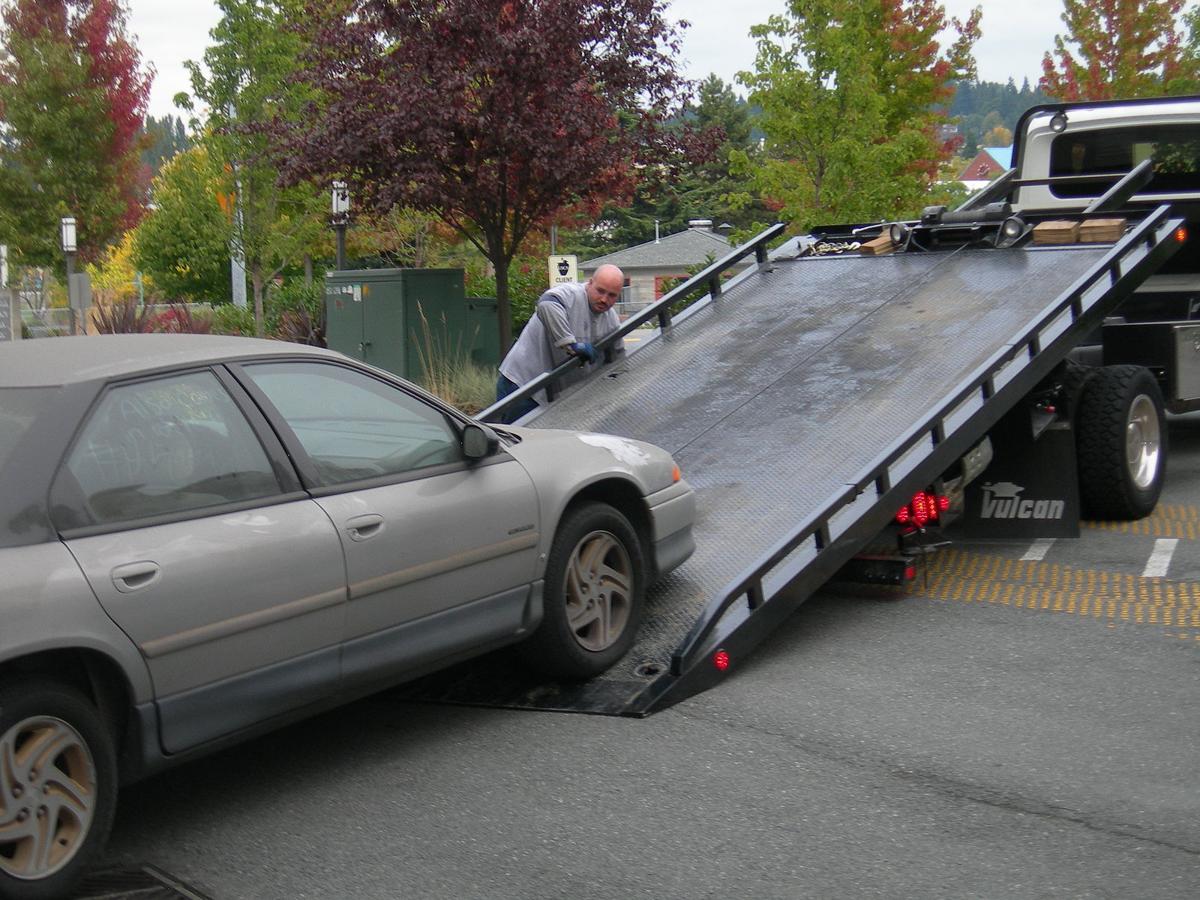 Colorado Senate to consider bill to further regulate towing industry