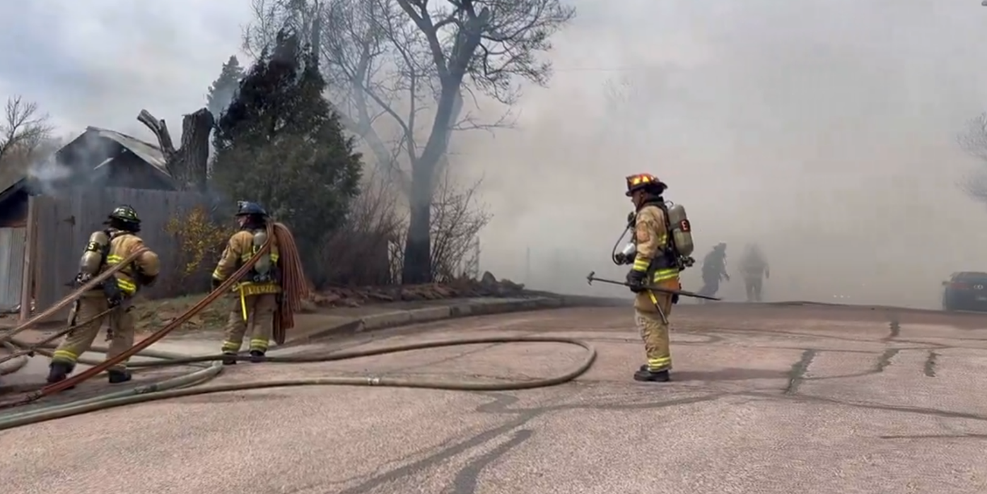 2 displaced following structure fire in Colorado Springs