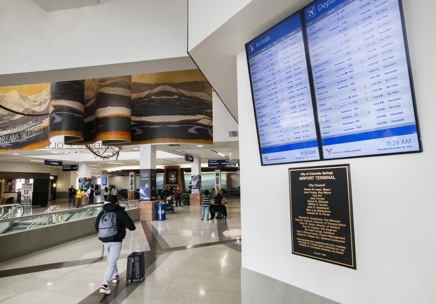 Weather alert: Storms force major flight delays in Colorado Springs, Denver