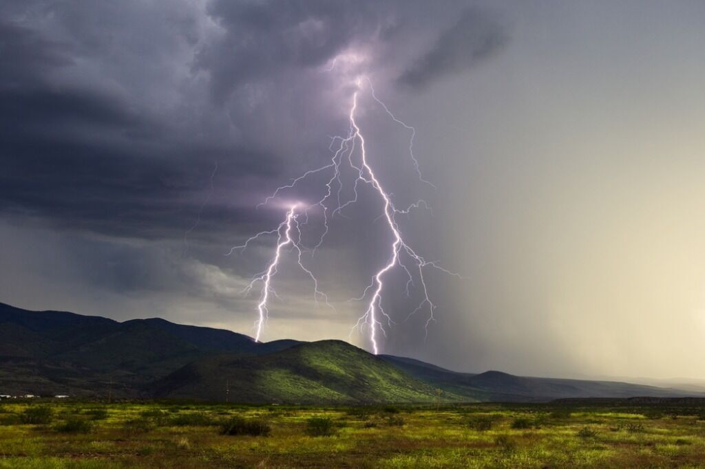 Weather alert: Large hail, tornados possible in Colorado Saturday