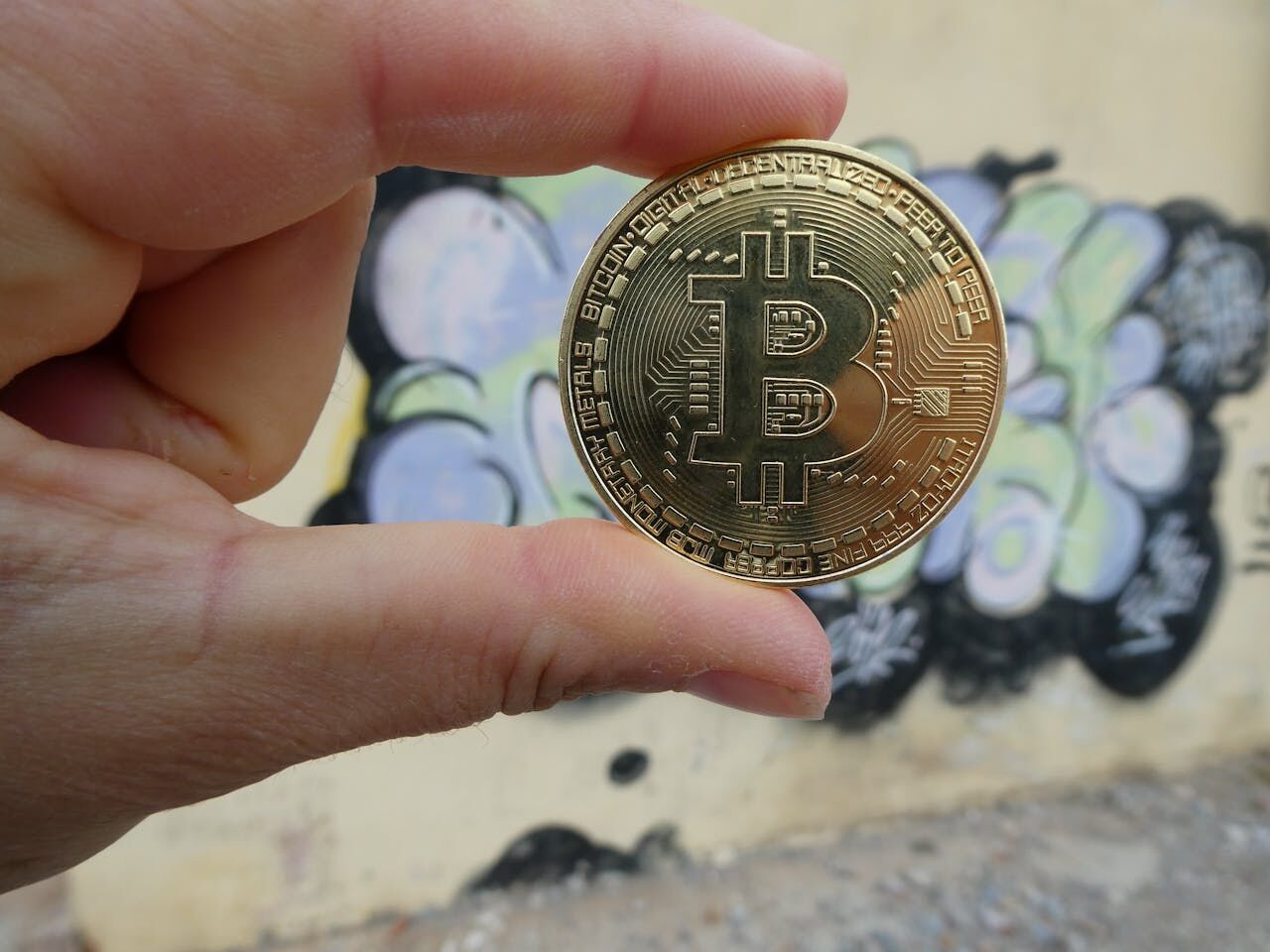 Does Colorado Recognize Crypto as a Legal Tender? image