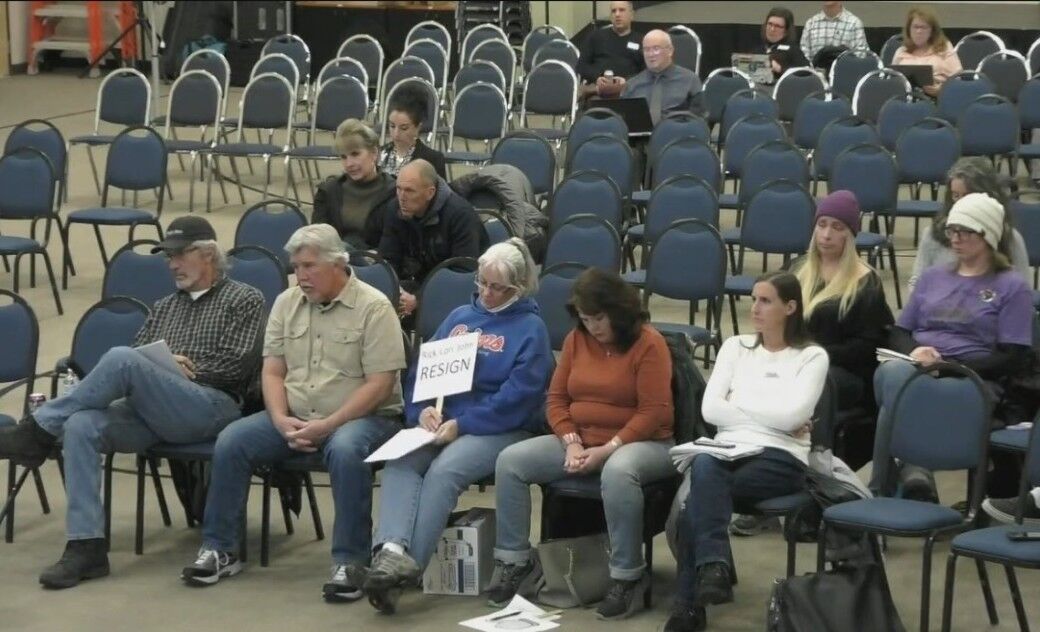 D-49 violated constitutional rights of board meeting attendees, federal court finds