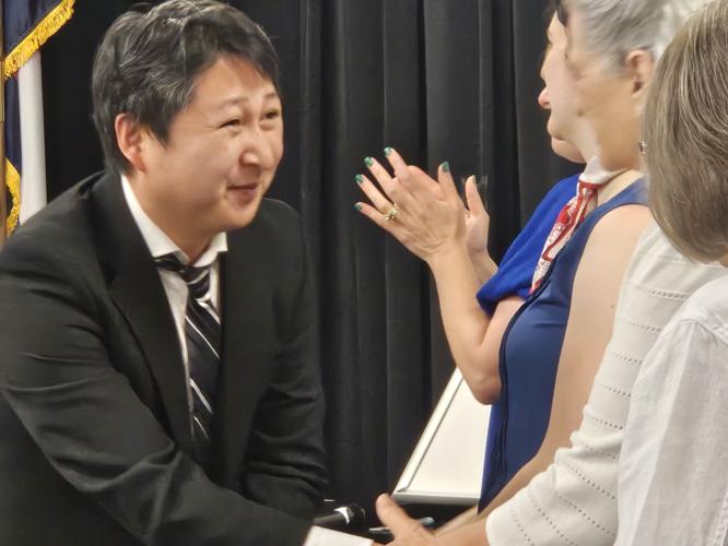New Americans from 20 countries pledge their allegiance in naturalization ceremony in Colorado Springs