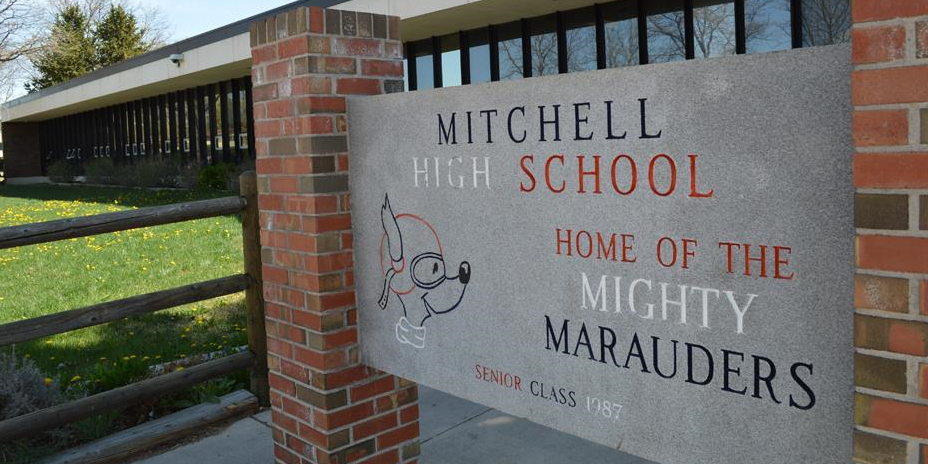 Local schools to offer free meals to students over summer