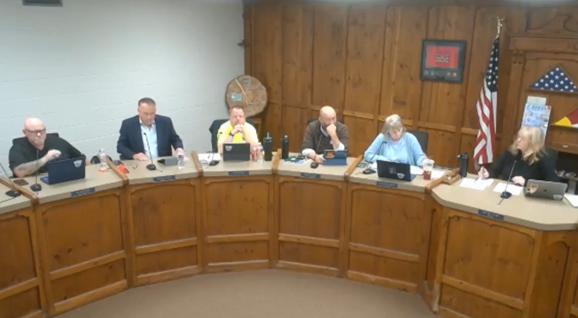 Woodland council sends loud message with silence