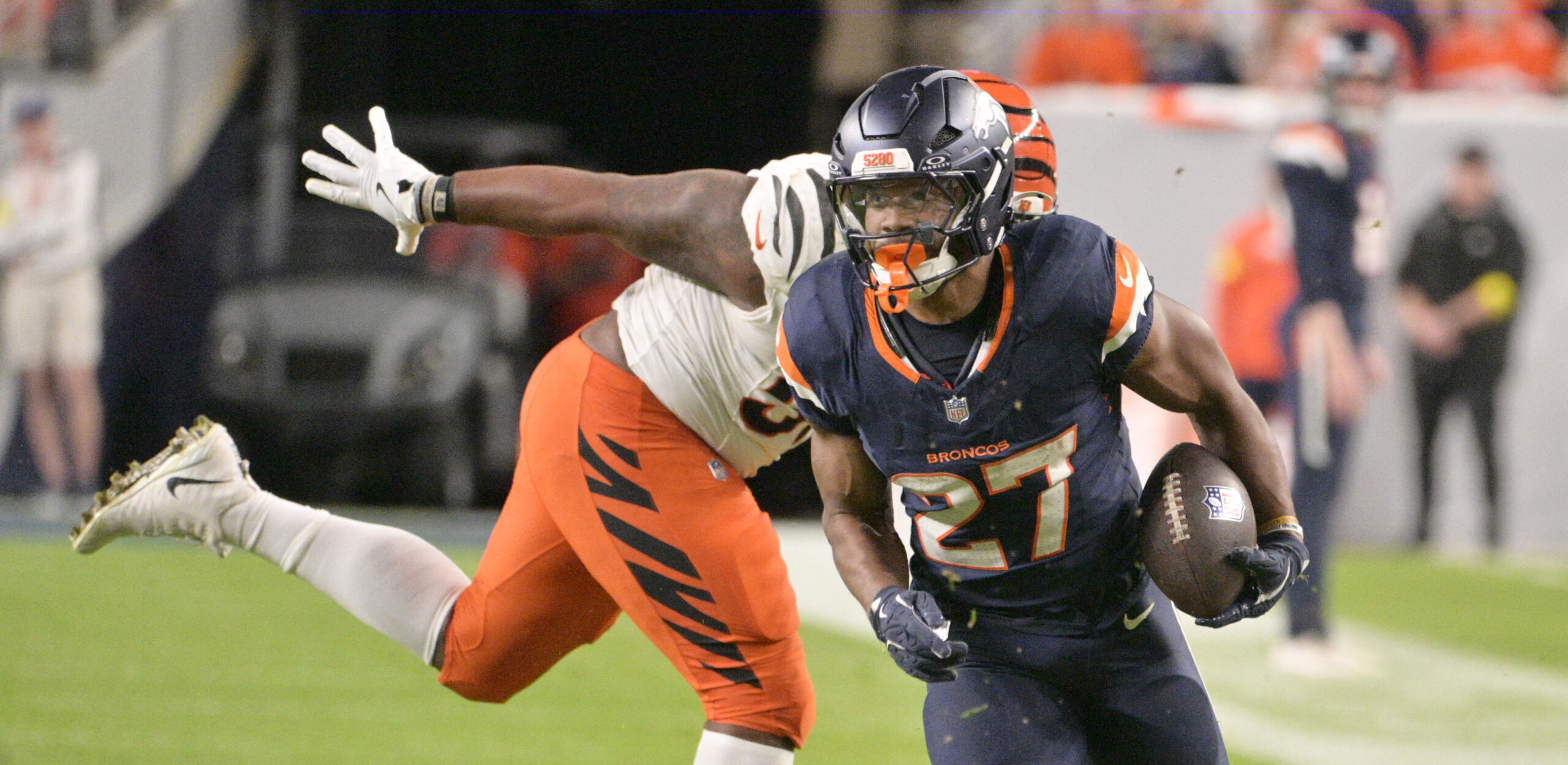 Mark Kiszla: A new Broncos cult hero was born and new team identity forged with all the NFL watching