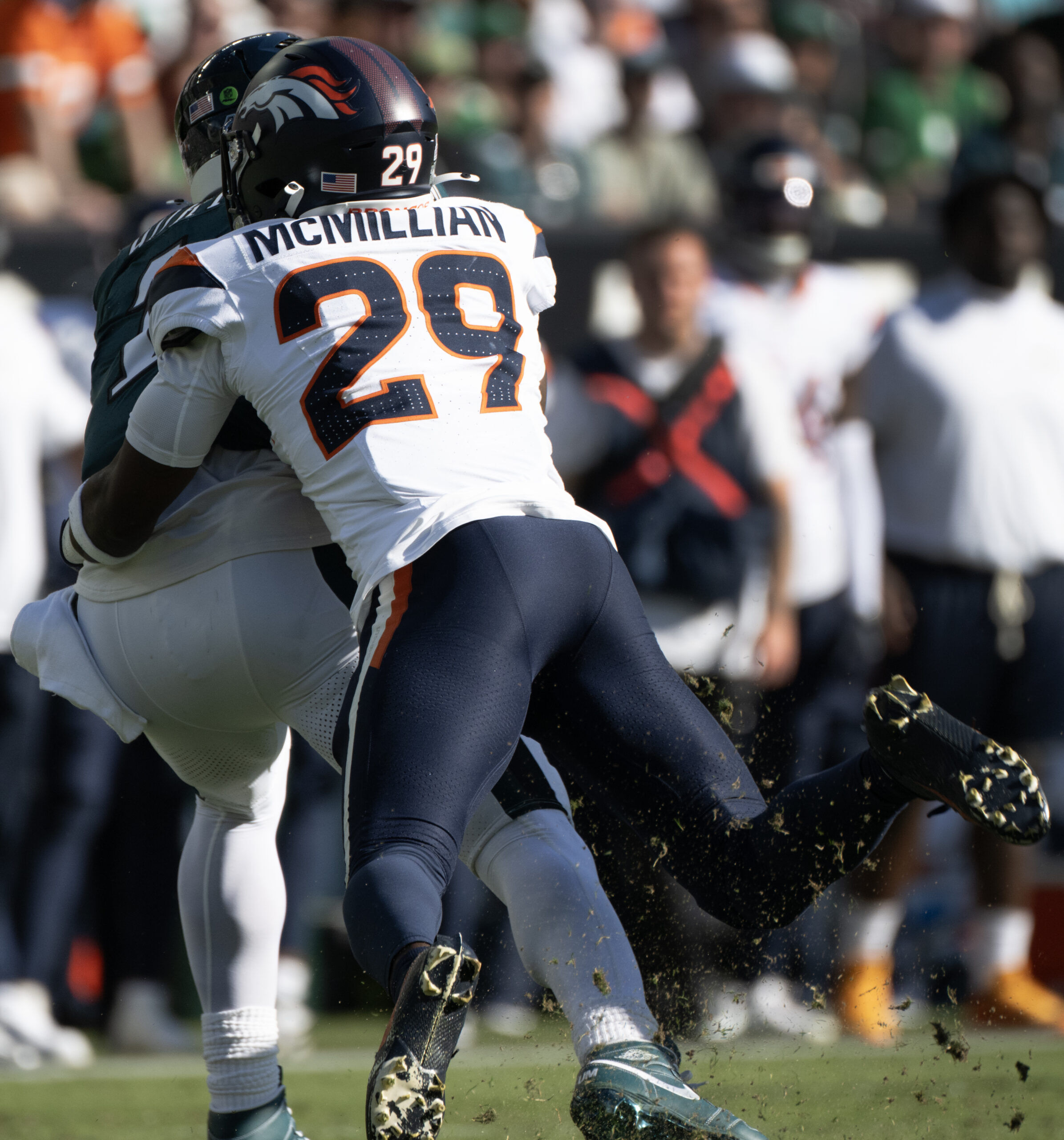 Broncos at Eagles grades: Denver offense wakes up during fourth-quarter rally