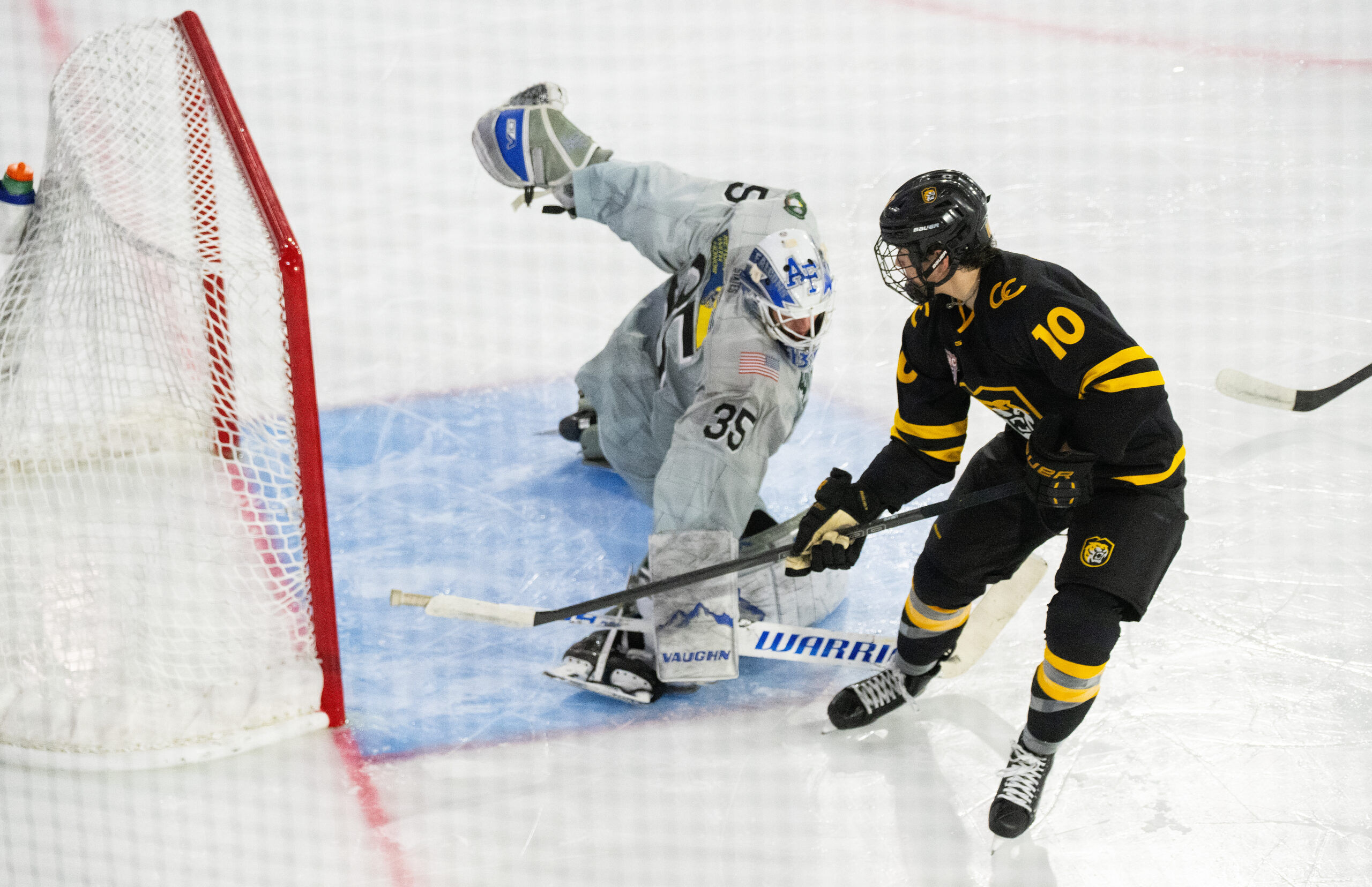 Colorado College hockey’s top line steps up, Air Force can’t close out game as Tigers keep Pikes Peak Trophy