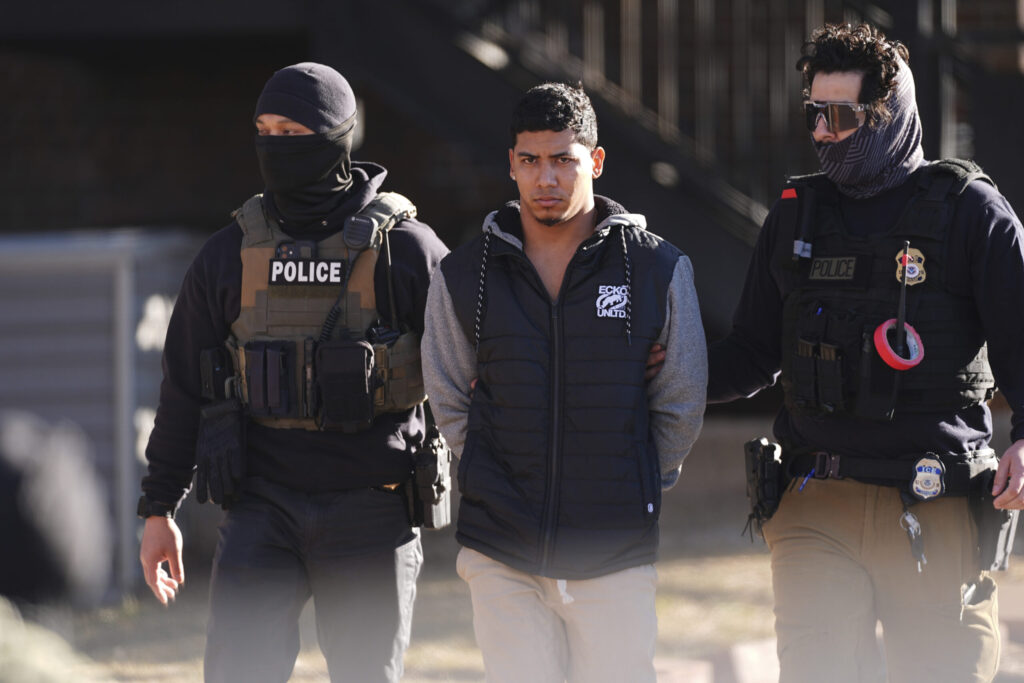 ACLU sues Trump administration over ICE arrests in Colorado