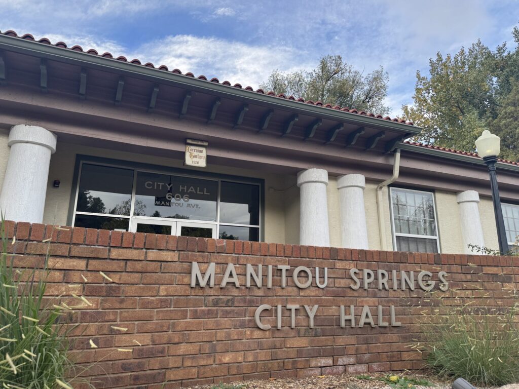 Manitou Springs City Hall lockdown caused by man informing police he would annex city
